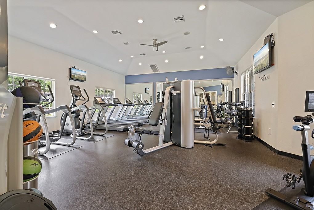 Cambridge Park - Photo 2 of 39