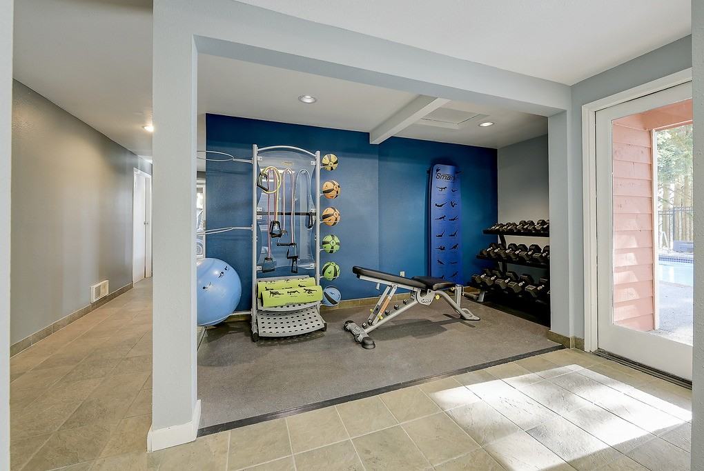 Elevation - Photo 4 of 27