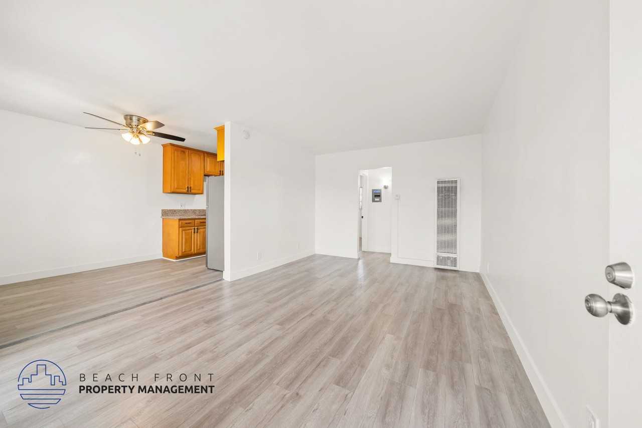 2931 W. 141st Place - Photo 3 of 19