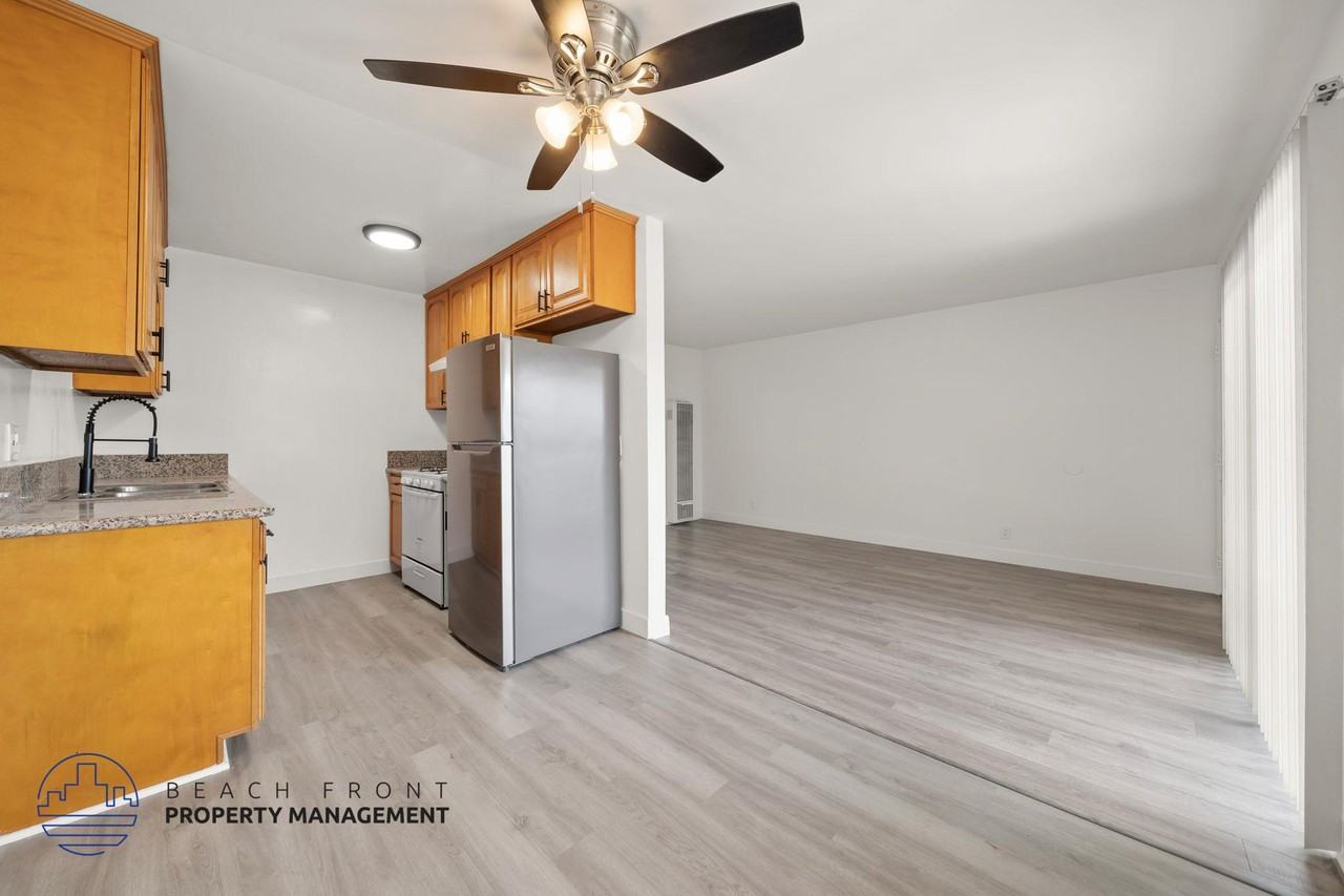 2907 W. 141st Place - Photo 5 of 18