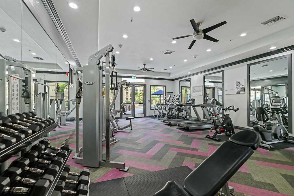 Pinnacle at Fullerton - Photo 6 of 50