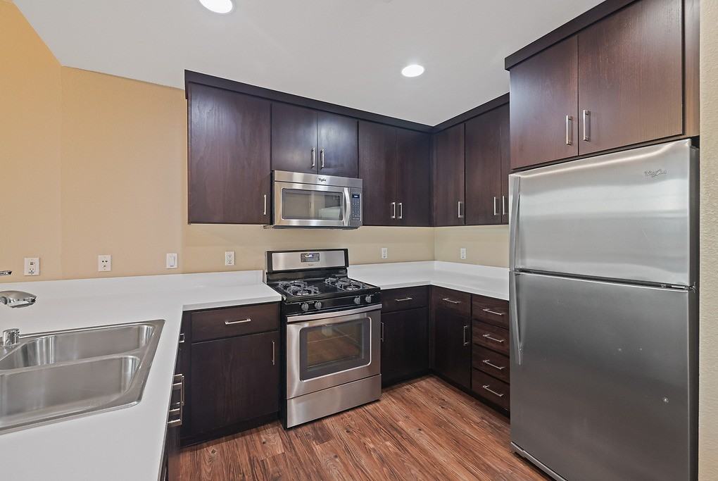 The Plaza - Photo 7 of 50