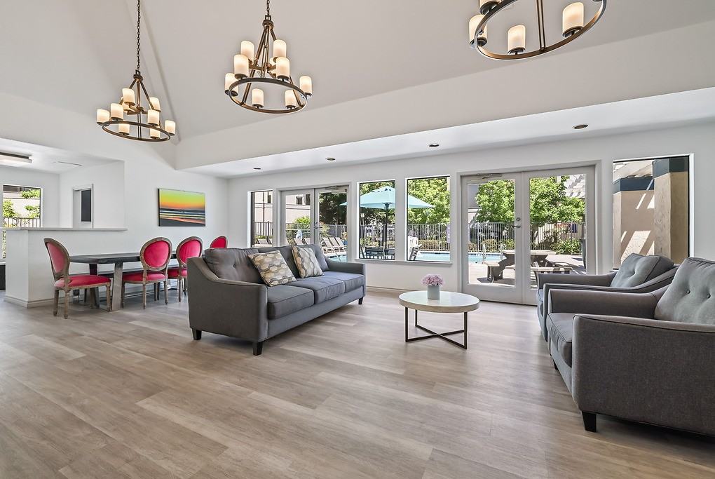 Verandas - Photo 2 of 36