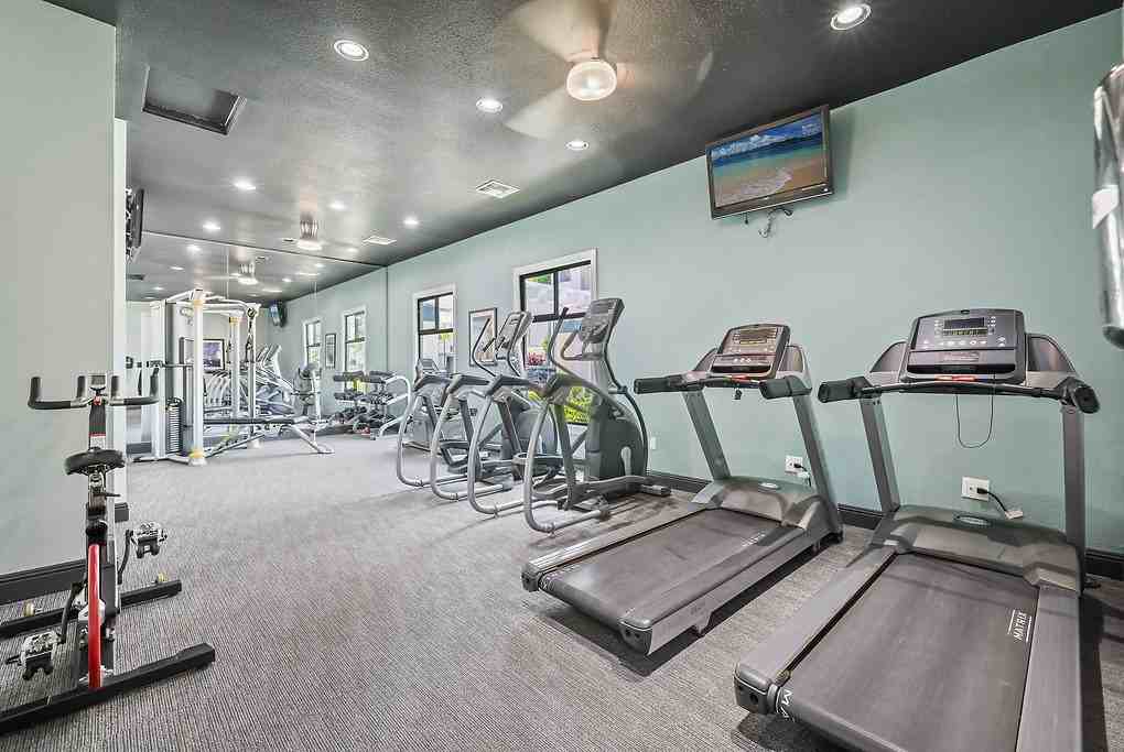 Verandas - Photo 4 of 36