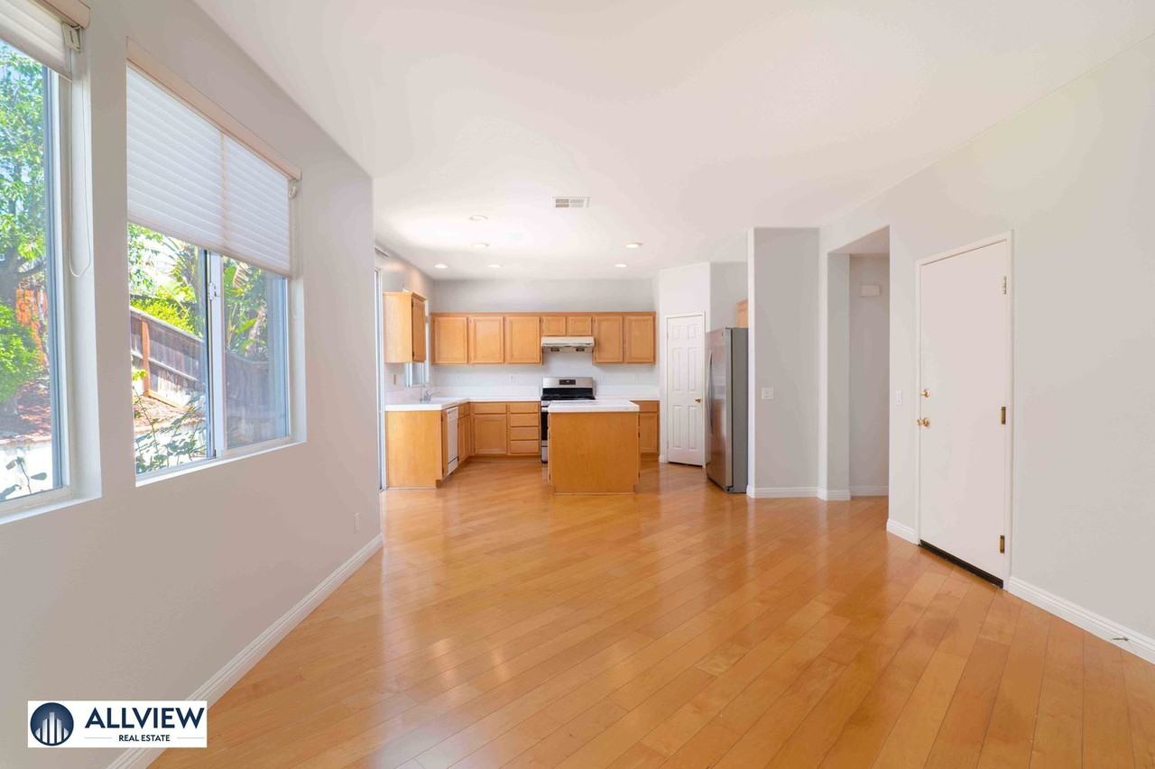 9 Windarbor Ln - Photo 3 of 39