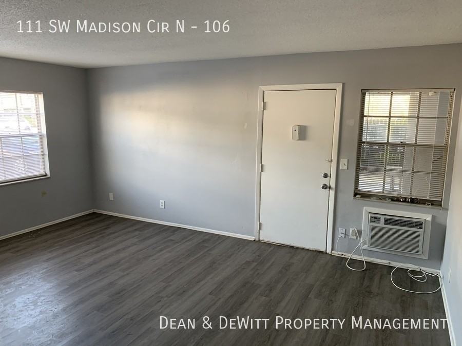 111 Sw Madison Cir N #106 - Photo 5 of 11