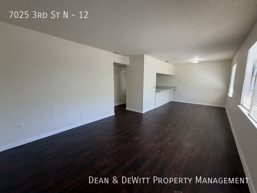 7025 3rd St N #12 - Photo 3 of 19