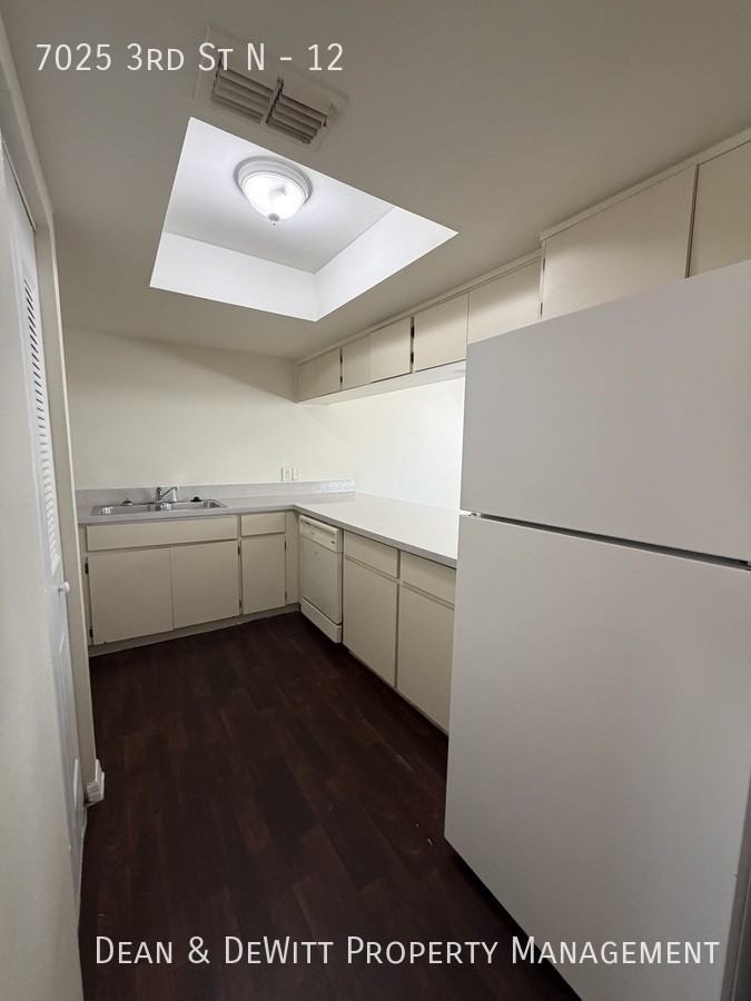 7025 3rd St N #12 - Photo 7 of 19