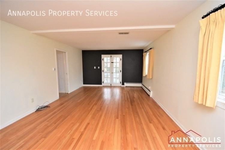 1223 Van Buren Dr - Photo 7 of 27