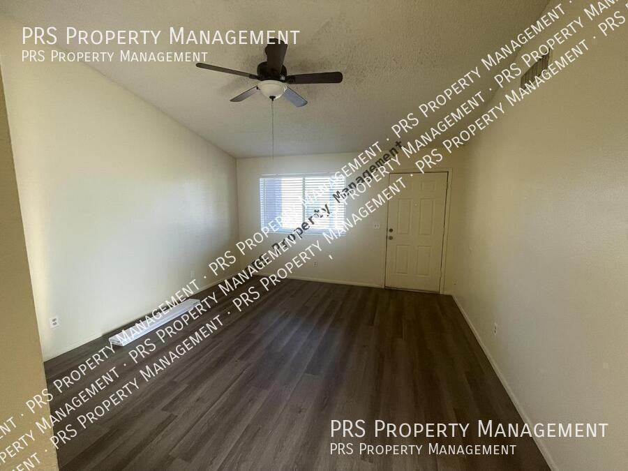 727 S Hartford St #182 - Photo 2 of 11