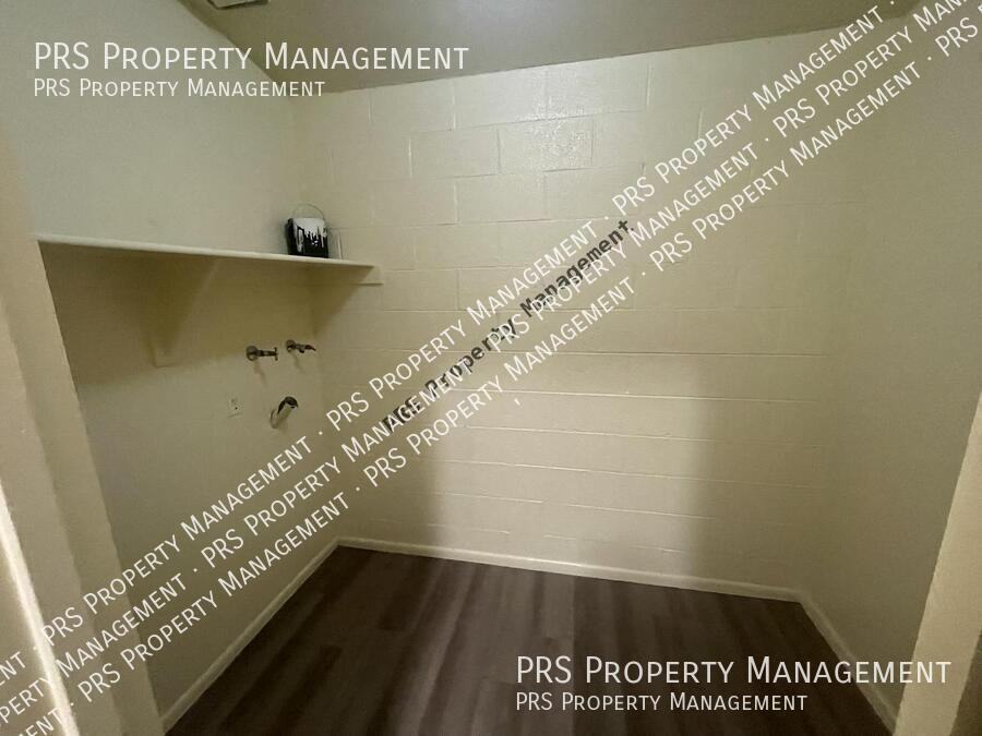 727 S Hartford St #182 - Photo 6 of 11