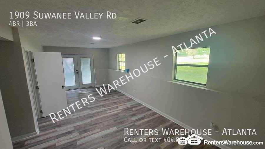 1909 Suwanee Valley Rd - Photo 7 of 19