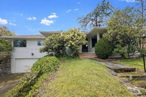 featured image of 2815 Sw Sunset Blvd