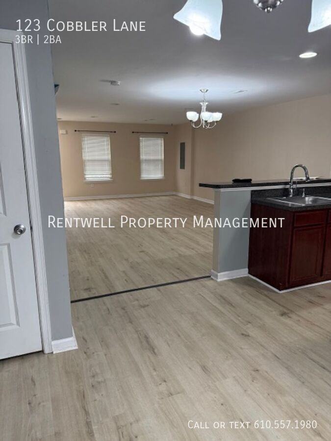 123 Cobbler Ln - Photo 4 of 20