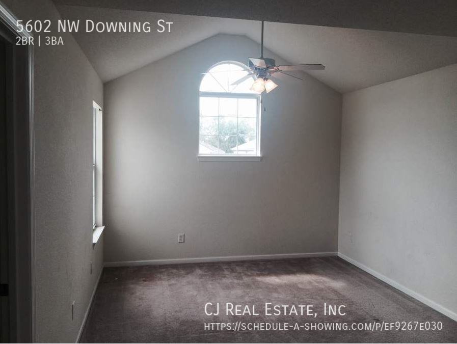 5602 Nw Downing St - Photo 4 of 7