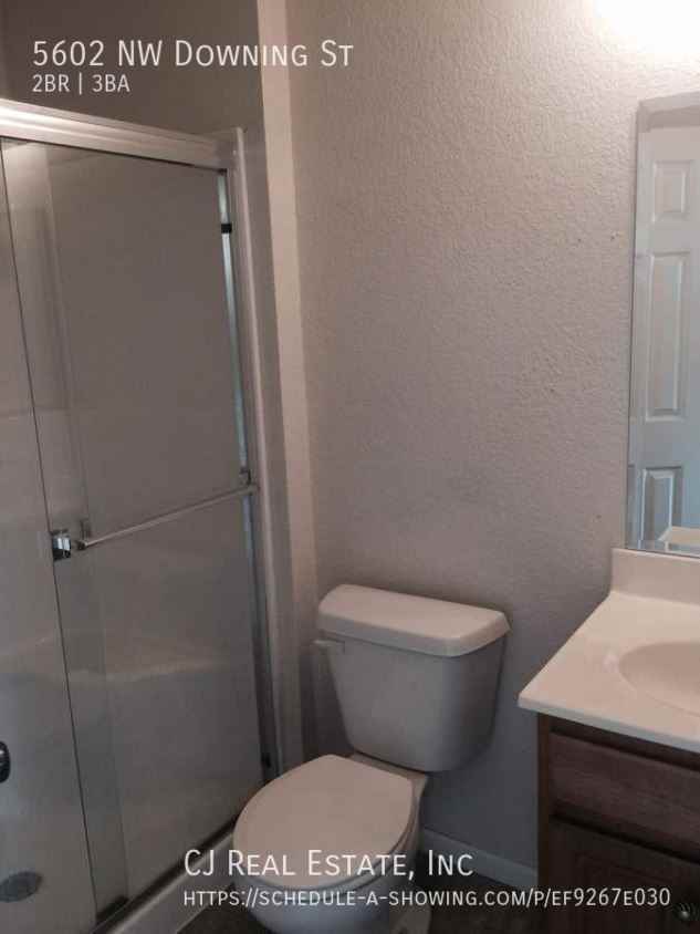 5602 Nw Downing St - Photo 6 of 7