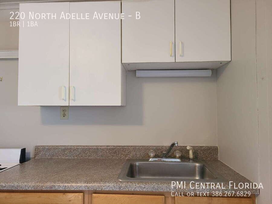220 N Adelle Ave #B - Photo 5 of 8