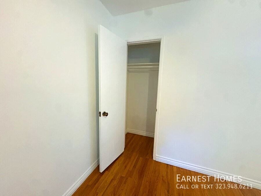 110 S Rampart Blvd #3 - Photo 7 of 18
