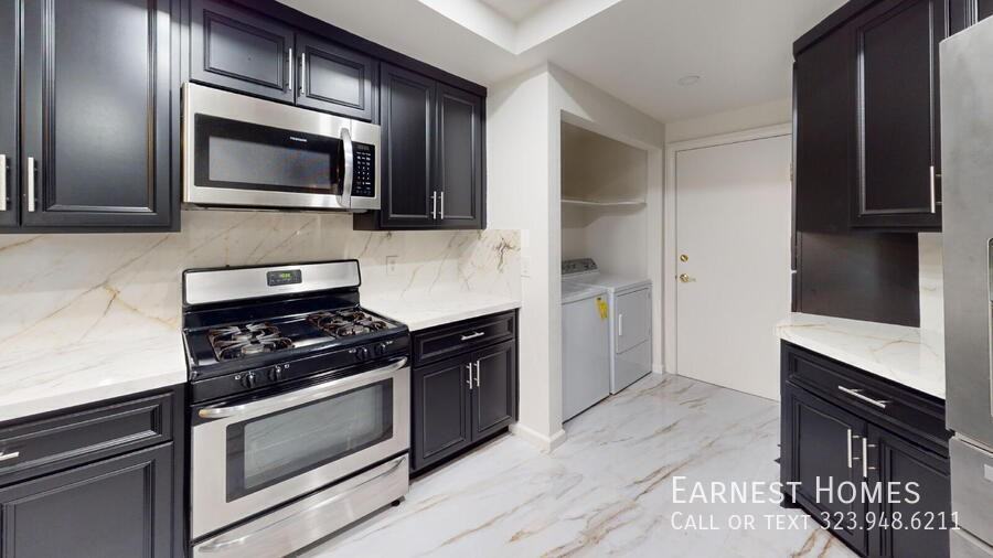 6628 Clybourn Ave #113 - Photo 2 of 26