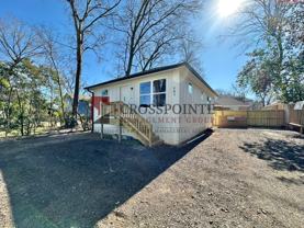 407 E Noble St - Photo 1 of 1