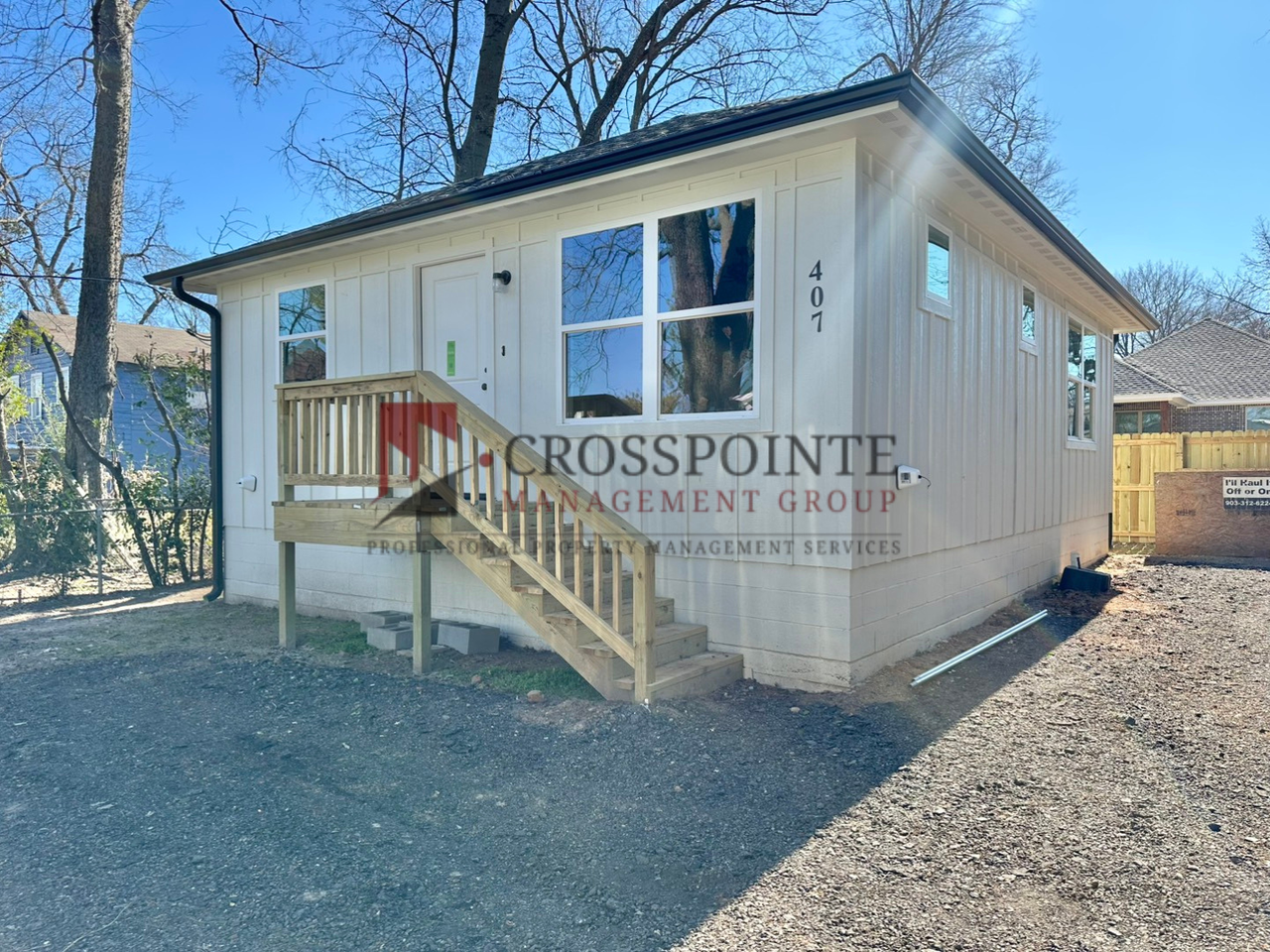 407 E Noble St - Photo 2 of 22