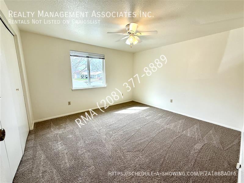 4303 W Rose Hill Ct - Photo 6 of 8