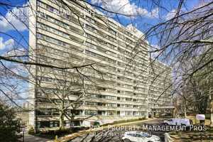 featured image of 5911 Edsall Rd #1001