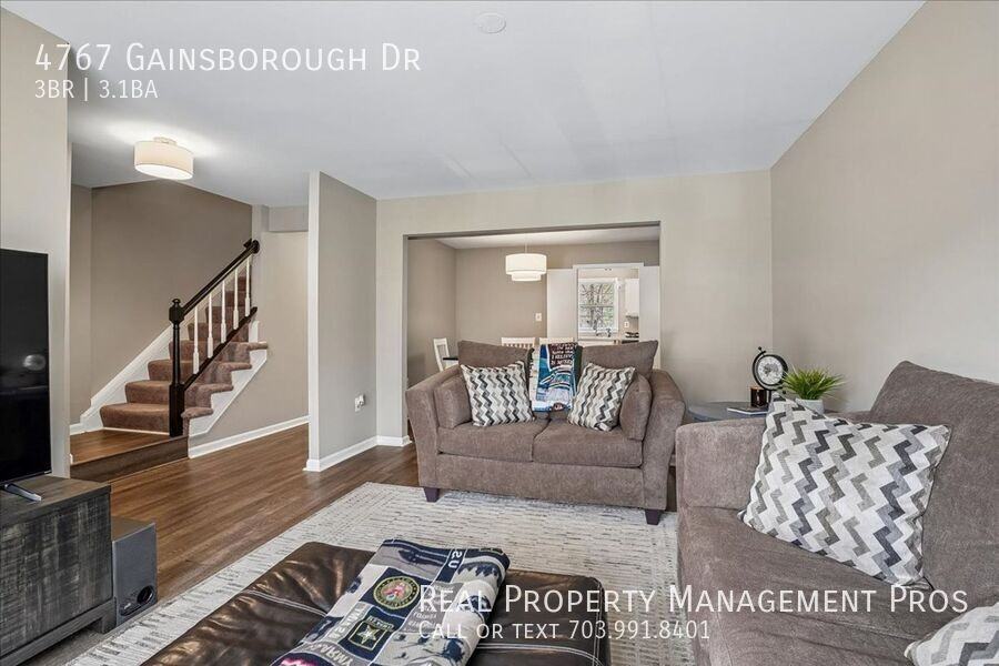 4767 Gainsborough Dr - Photo 6 of 26