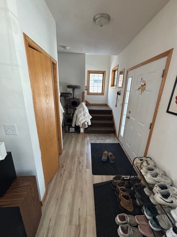 1169 14th Ave Se - Photo 2 of 21