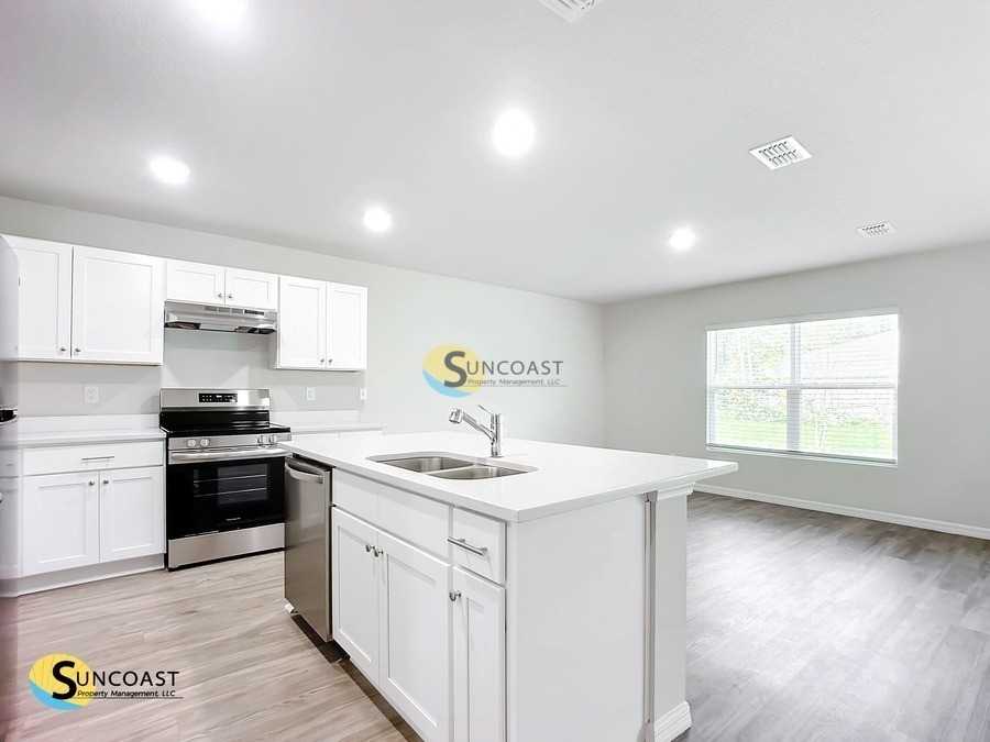 19 Wood Amber Ln #A - Photo 7 of 25