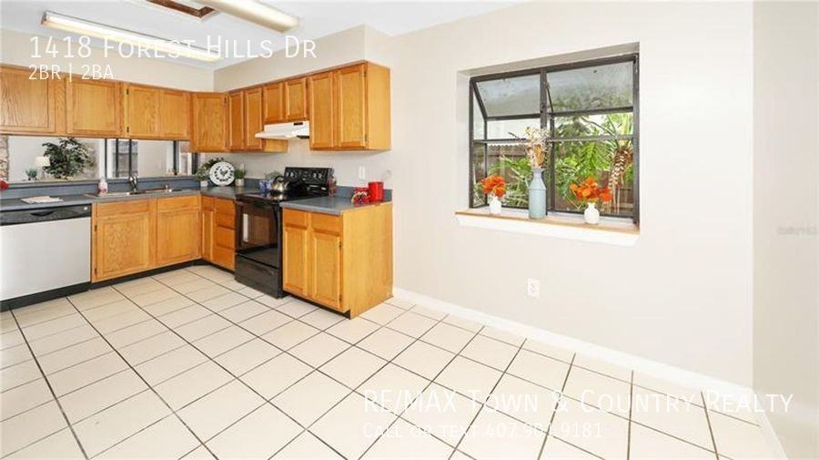 1418 Forest Hills Dr - Photo 5 of 20