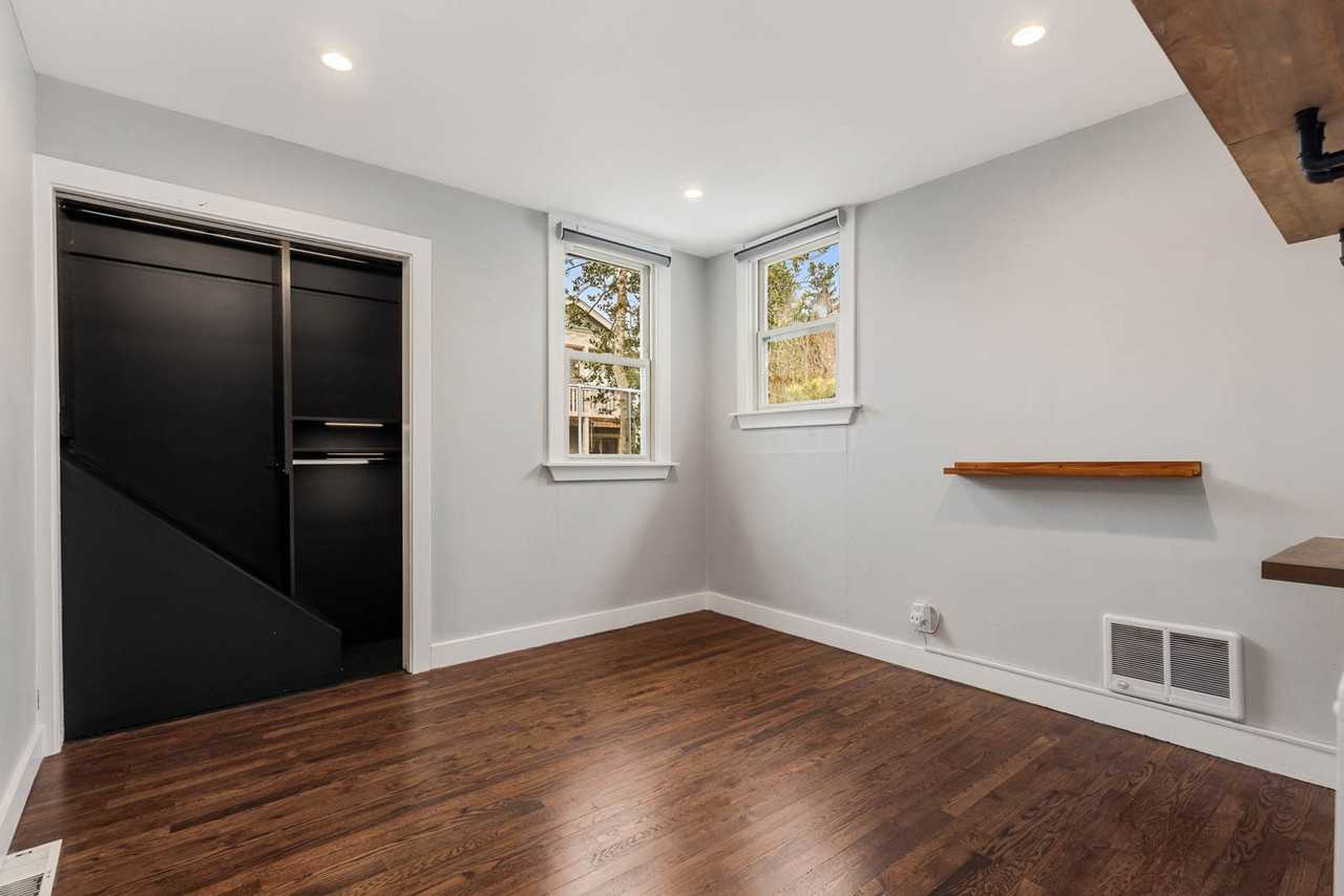 2340 N 58th St - Photo 7 of 18