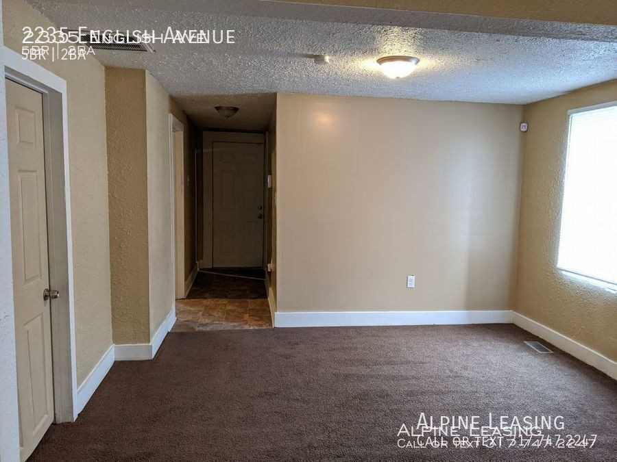 2235 English Ave - Photo 3 of 22