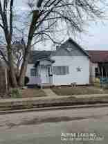 451 N Warman Ave - Photo 1 of 1