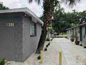 907 34th Ave W #B - Photo 1 of 1