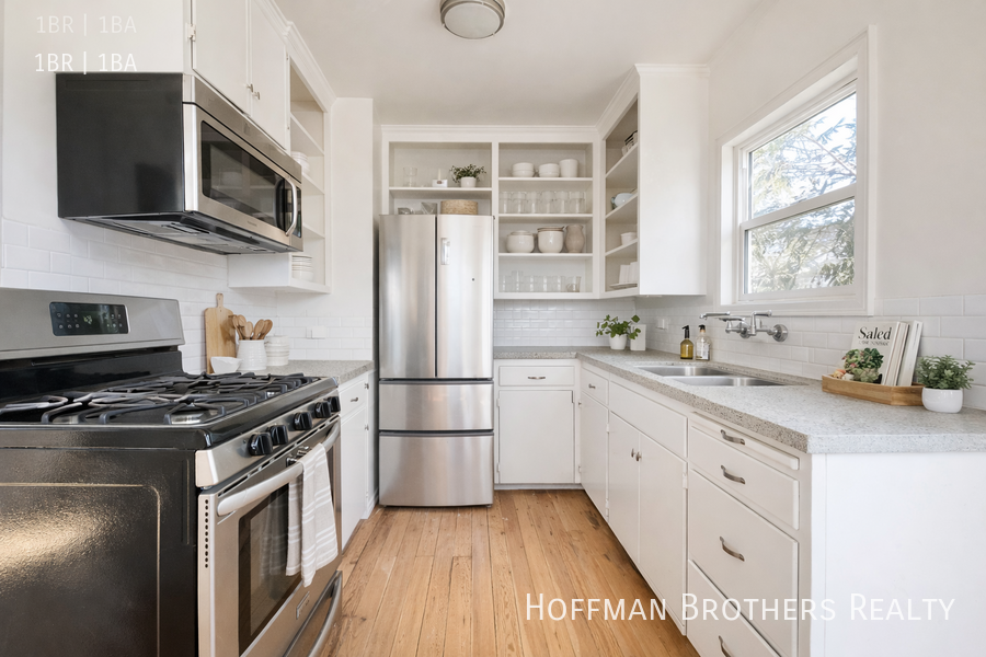 1912 Cimarron St #A - Photo 2 of 5