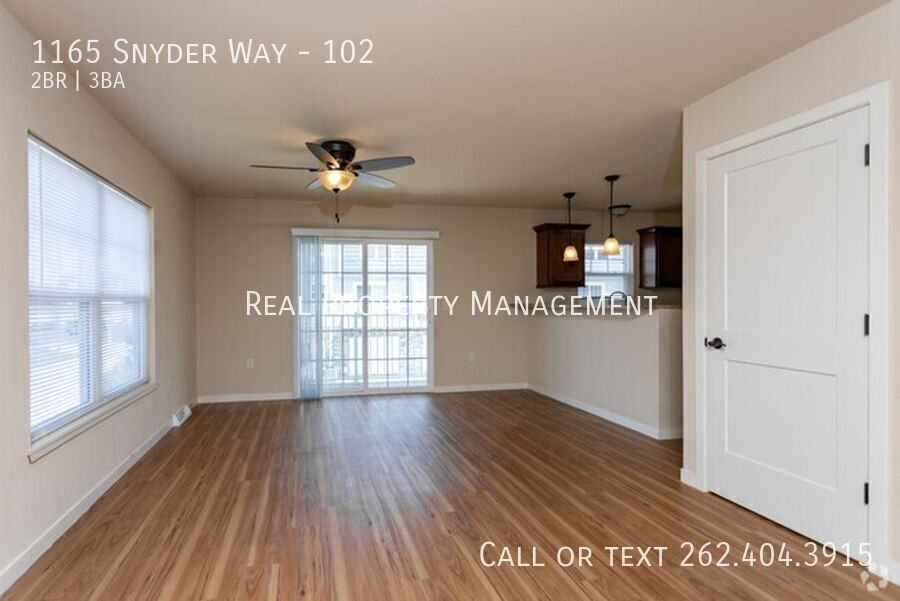 1165 Snyder Way #102 - Photo 3 of 12