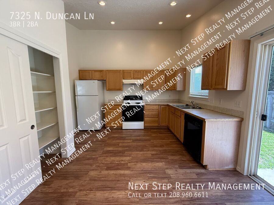 7325 N Duncan Ln - Photo 7 of 16