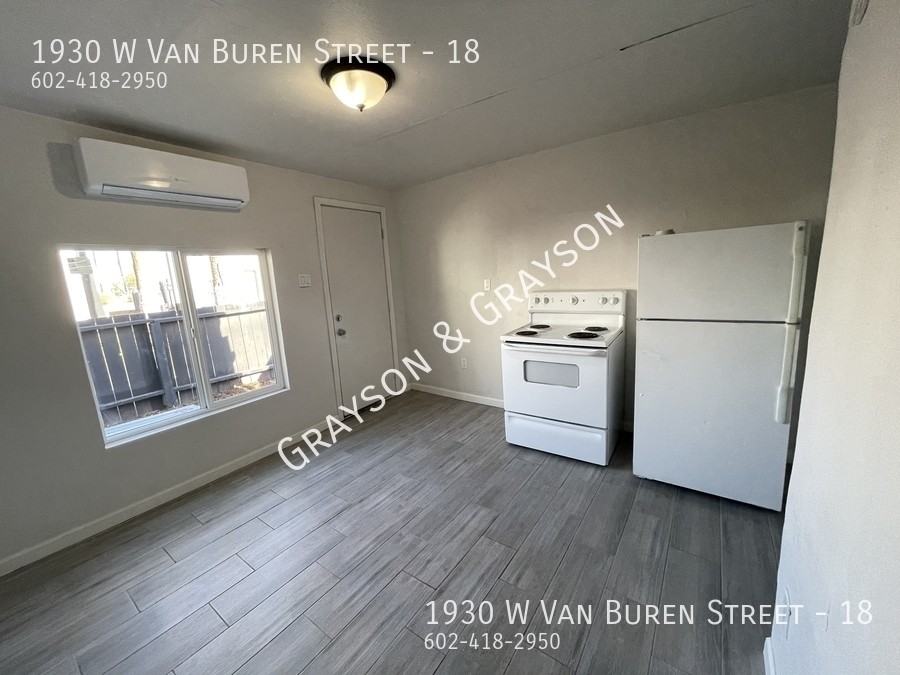 1930 W Van Buren St #18 - Photo 2 of 12