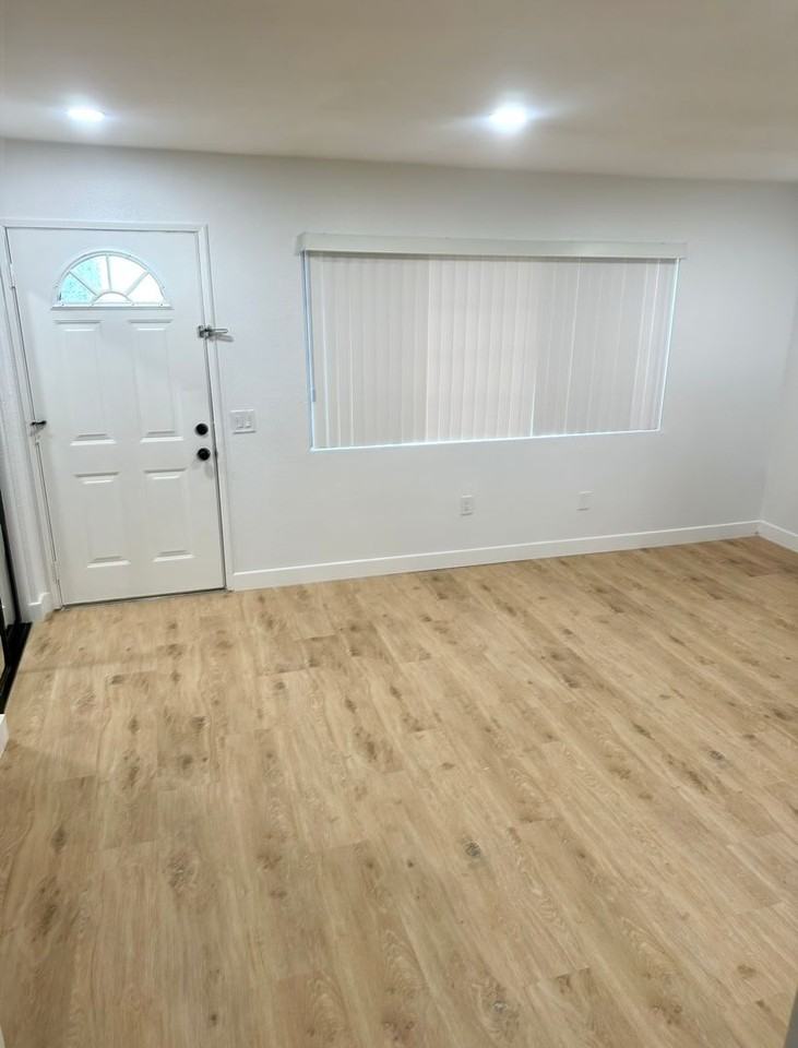 7130 Glade Ave - Photo 3 of 14