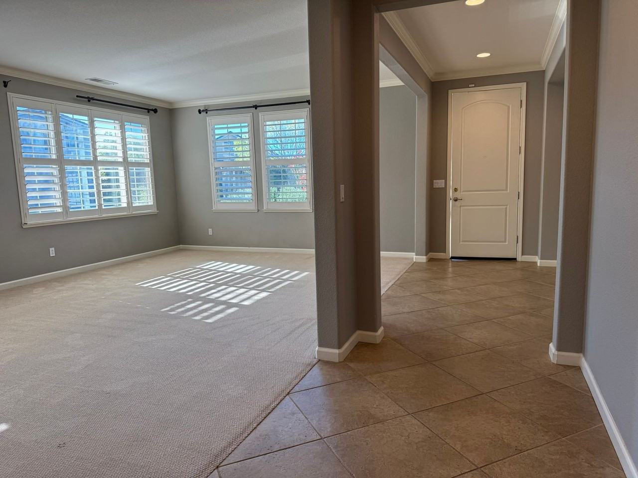 2145 Ranch View Dr - Photo 3 of 22