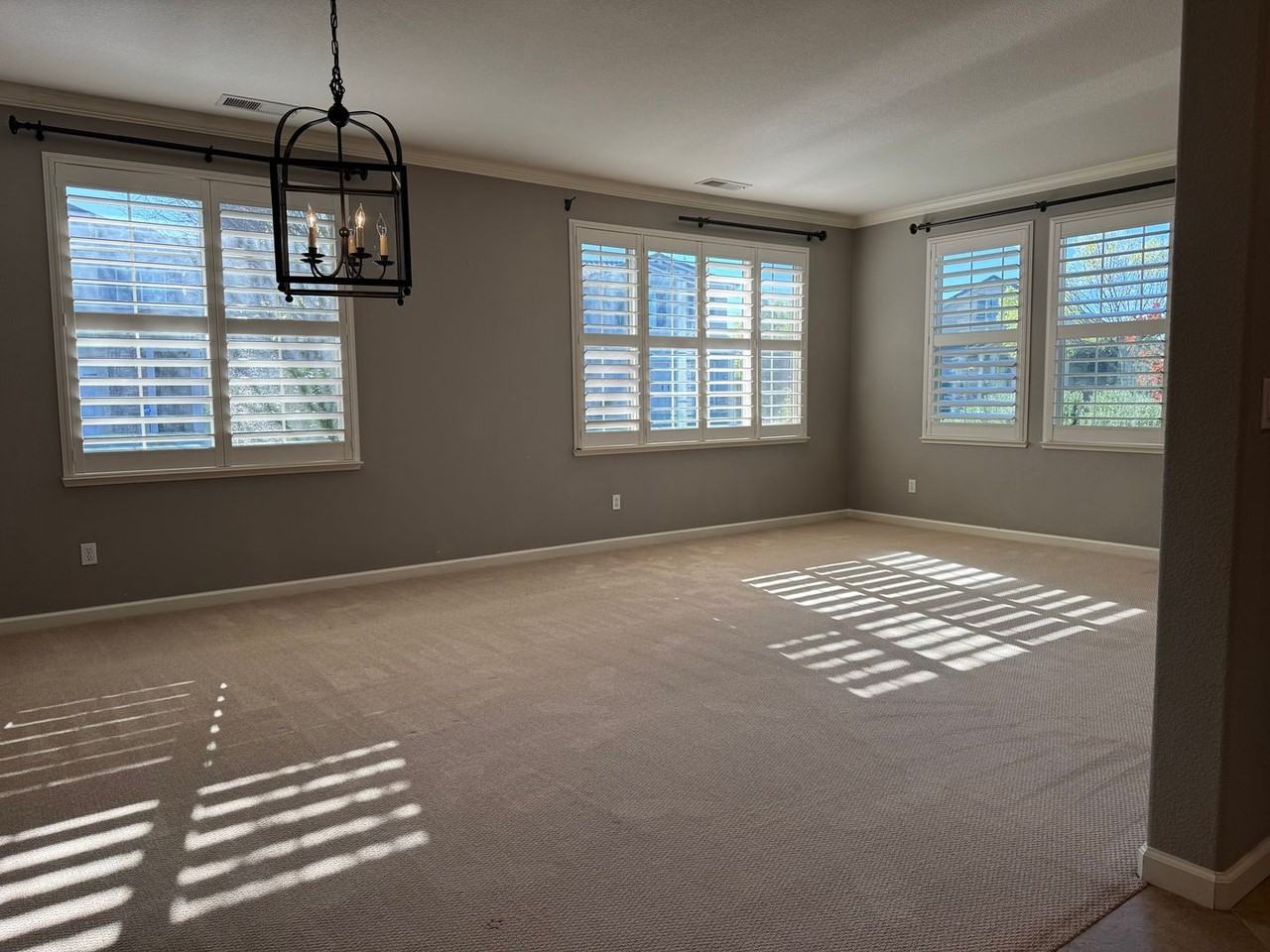 2145 Ranch View Dr - Photo 5 of 22