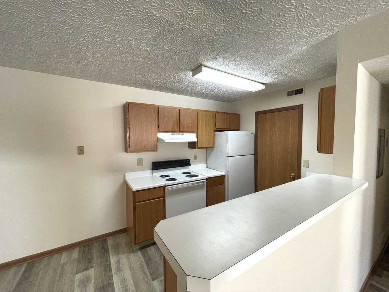 5636 Cypress Chase - Photo 5 of 16