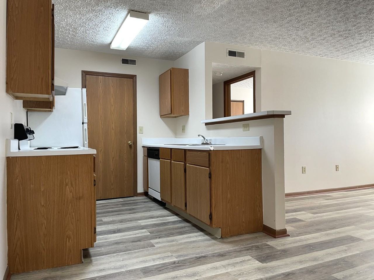 5636 Cypress Chase - Photo 7 of 16