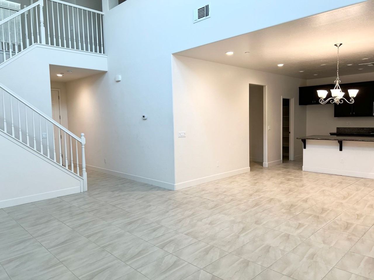 3423 Brimhall Ln - Photo 4 of 15