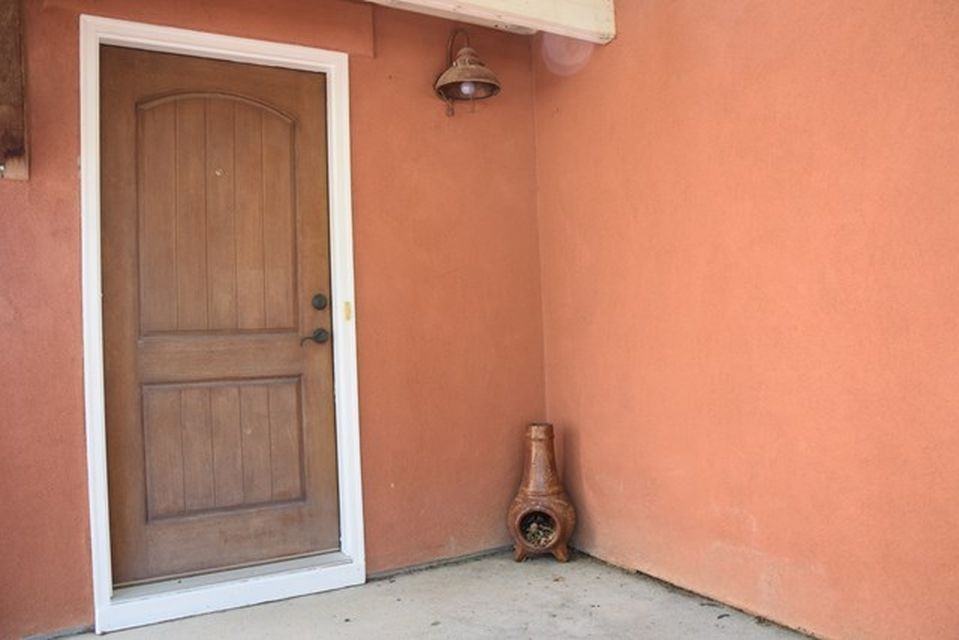 652 Cowboy Way - Photo 3 of 32