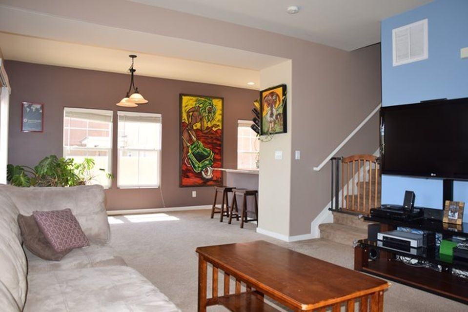 652 Cowboy Way - Photo 7 of 32