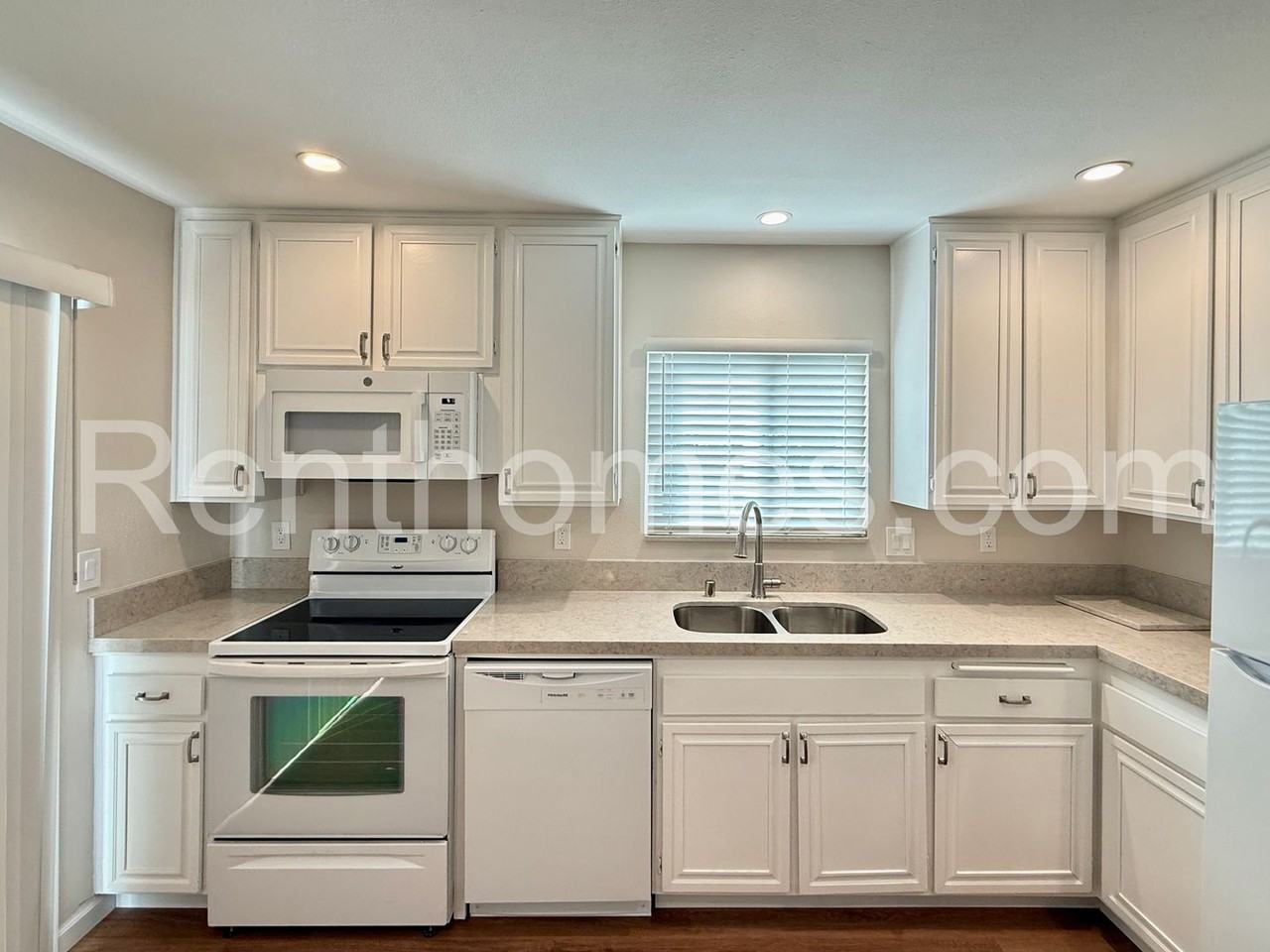 13438 Orange Blossom Ln - Photo 7 of 22