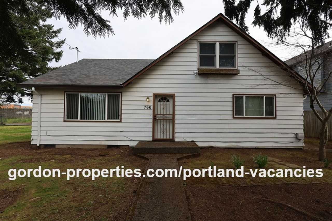 766 Ne 94th Ave - Photo 2 of 50