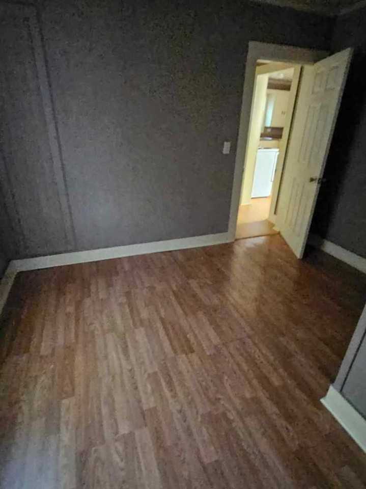 124 Michael St - Photo 2 of 5